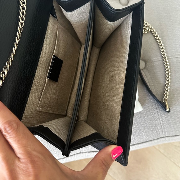 Gucci Interlocking G shoulder bag- gold hardware. Authentic Gucci - Picture 4 of 6